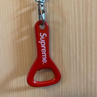 シュプリーム(Supreme)のsupreme オープナー(キーホルダー)