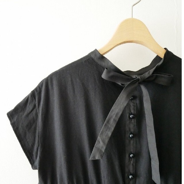 ヨリyoriティアードリボンカットソー レディースのトップス(カットソー(半袖/袖なし))の商品写真