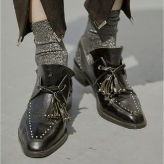 アメリヴィンテージ(Ameri VINTAGE)のアメリヴィンテージ　STUDS TASSEL LOAFER シューズ(ローファー/革靴)