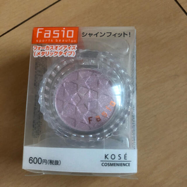Fasio(ファシオ)のFasio アイカラー コスメ/美容のベースメイク/化粧品(アイシャドウ)の商品写真