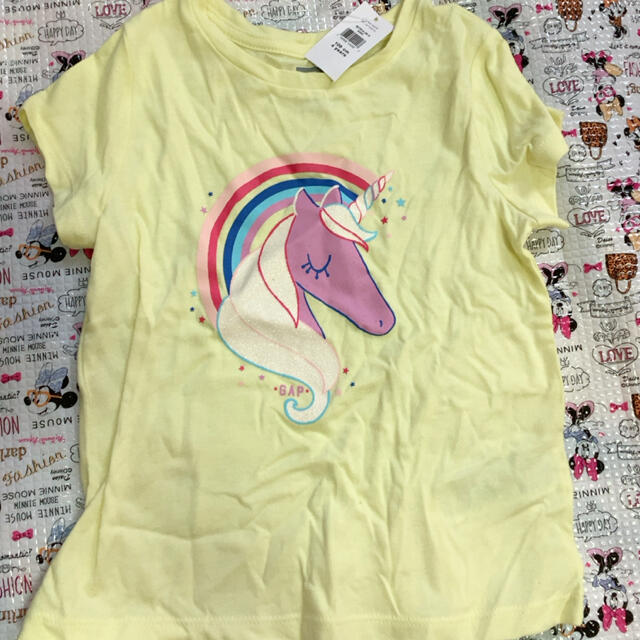 GAP Kids(ギャップキッズ)のGAP Tシャツ キッズ/ベビー/マタニティのキッズ服女の子用(90cm~)(Tシャツ/カットソー)の商品写真