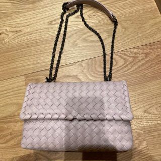 ボッテガヴェネタ(Bottega Veneta)の新品未使用！！ボッテガ　イントレチャートショルダーバッグ(ショルダーバッグ)