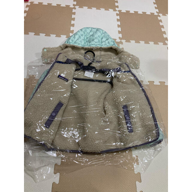 patagonia(パタゴニア)のパタゴニア　男女兼用リバーシブルアウター 3T(100cm) キッズ/ベビー/マタニティのキッズ服女の子用(90cm~)(ジャケット/上着)の商品写真