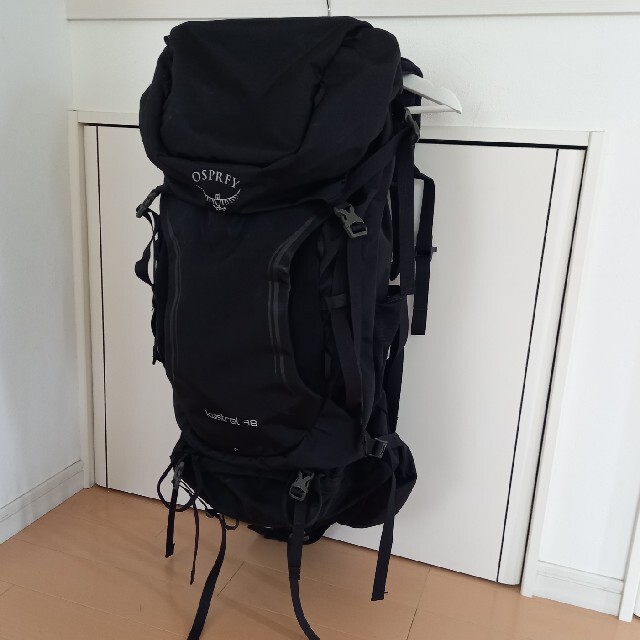 Osprey(オスプレイ)の★美品★OSPREY kestrel38 黒 オスプレイ ケストレル38 スポーツ/アウトドアのアウトドア(登山用品)の商品写真