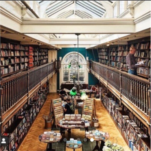 Harrods(ハロッズ)の日本未発売 新品 Daunt Books エコバッグ トートバッグ レディースのバッグ(エコバッグ)の商品写真