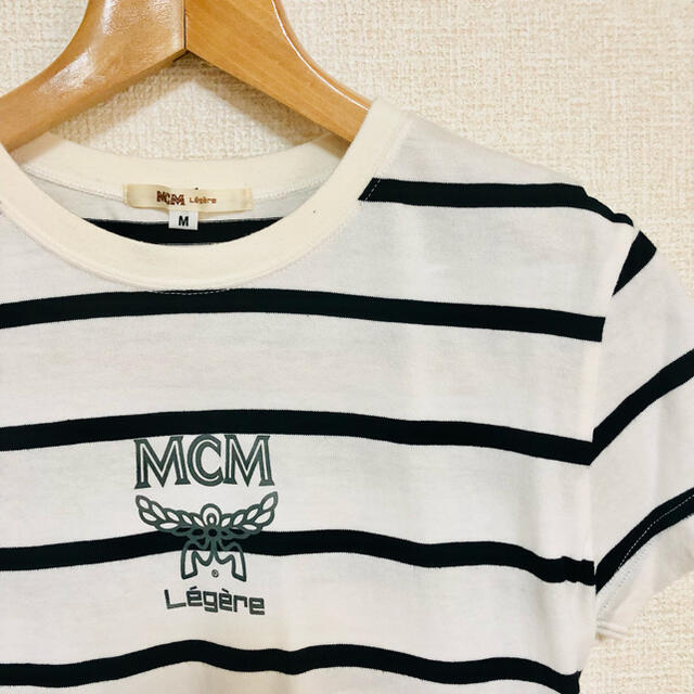 MCM(エムシーエム)の値下げ中！3980円→2980円MCM半袖Tシャツ　未使用 レディースのトップス(Tシャツ(半袖/袖なし))の商品写真