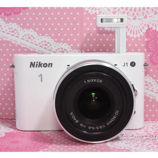 ニコン(Nikon)の❤️スマホに画像を送れる❤️軽くてラクラク❤️高画質動画❤️Nikon 1 J1(ミラーレス一眼)