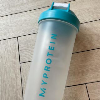 マイプロテイン(MYPROTEIN)のマイプロテイン  シェイカー　ドリンクボトル　新品　600ml ブルー(トレーニング用品)