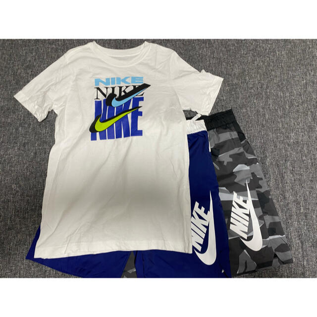 NIKE(ナイキ)のNIKE 上下セット キッズ/ベビー/マタニティのキッズ服男の子用(90cm~)(パンツ/スパッツ)の商品写真