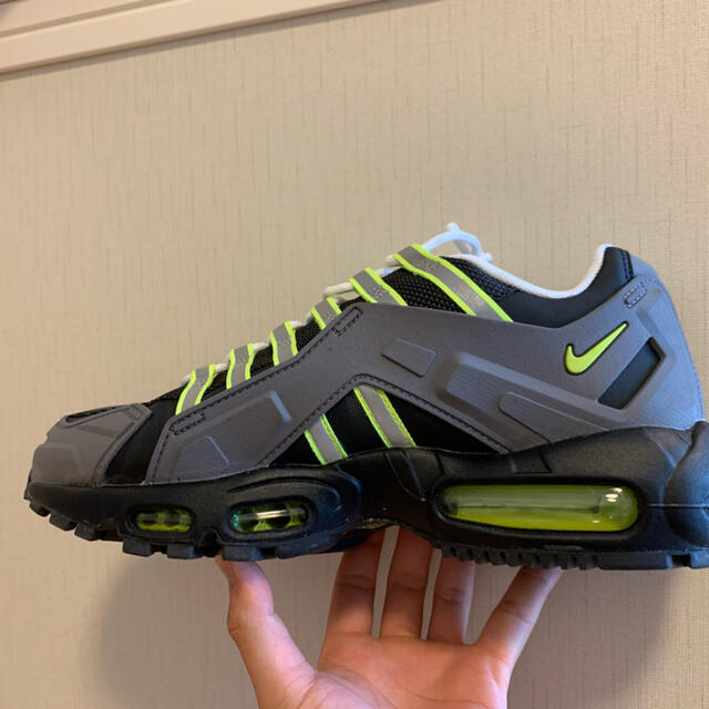 NIKE(ナイキ)のNIKE AIR MAX95 NDSTRKT （ネオンイエロー）26.5cm メンズの靴/シューズ(スニーカー)の商品写真