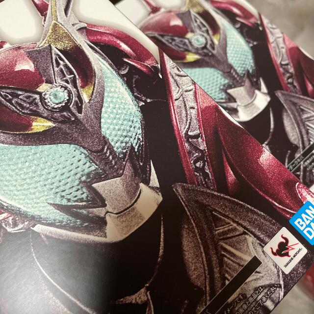 S.H.Figuarts（真骨彫製法） 仮面ライダー ダークキバ  エンタメ/ホビーのフィギュア(特撮)の商品写真