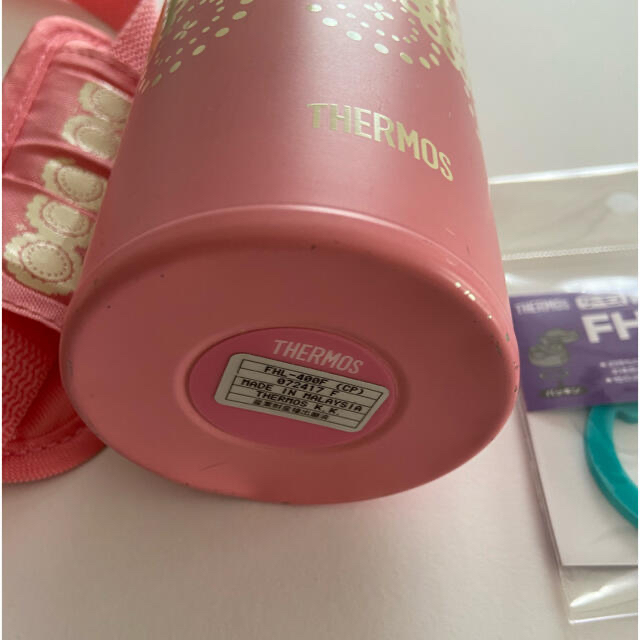 THERMOS(サーモス)の水筒☆ストロー☆サーモス☆女の子☆400ml キッズ/ベビー/マタニティの授乳/お食事用品(水筒)の商品写真