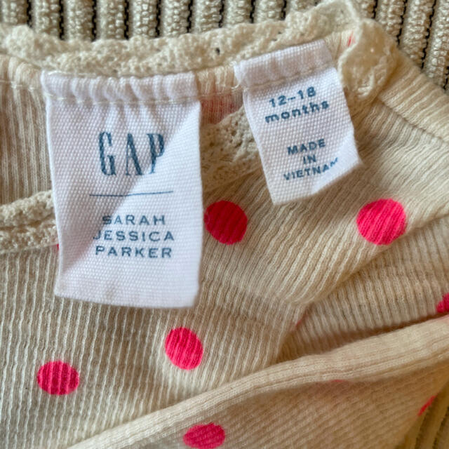 GAP Kids(ギャップキッズ)のGAP 12-18m キッズ/ベビー/マタニティのベビー服(~85cm)(シャツ/カットソー)の商品写真