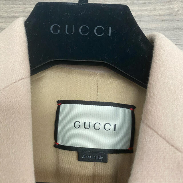 Gucci(グッチ)のクリスマス価格　グッチ　チェスターコート レディースのジャケット/アウター(チェスターコート)の商品写真