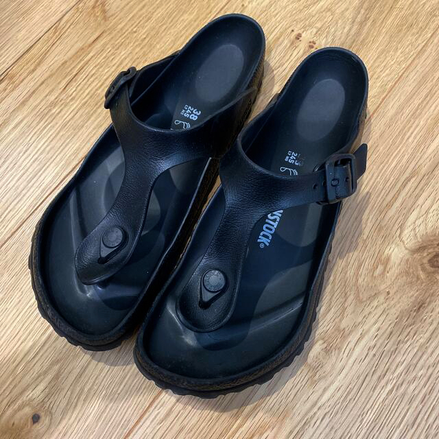 BIRKENSTOCK(ビルケンシュトック)のビルケンシュトック　ビーチサンダル　38  レディースの靴/シューズ(サンダル)の商品写真