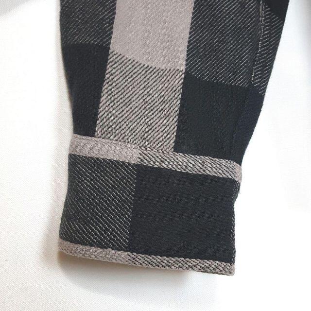carhartt 刺繍 ダブルポケット 黒 Mの通販 by 〜つばさの古着屋〜@フォロー割実施中‼️|カーハートならラクマ - carhartt チェックシャツ 古着 定番人気
