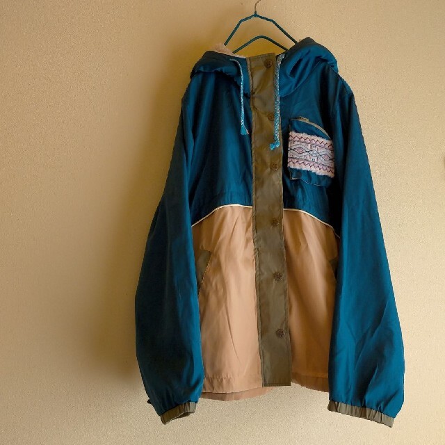 ESTACOT(エスタコット)のESTACOT フードボア 配色 アウター パーカー レディースのジャケット/アウター(ブルゾン)の商品写真