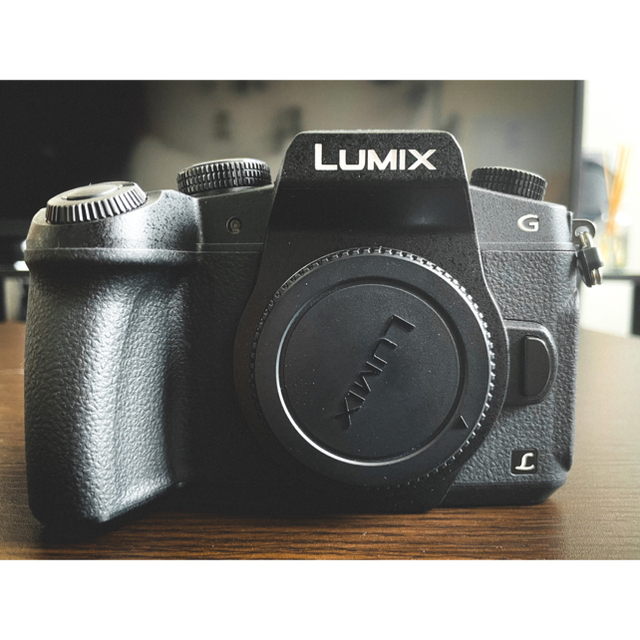 Panasonic(パナソニック)のPanasonic Lumix g8 DMC−G8  セット スマホ/家電/カメラのカメラ(ミラーレス一眼)の商品写真