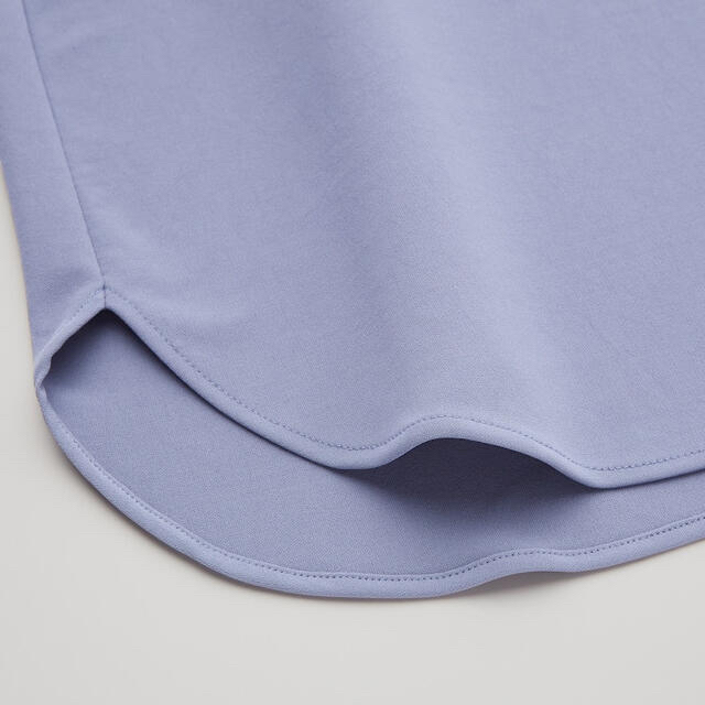 UNIQLO(ユニクロ)の【新品未使用】ユニクロ レディース クレープジャージーT (ノースリーブ) S レディースのトップス(Tシャツ(半袖/袖なし))の商品写真
