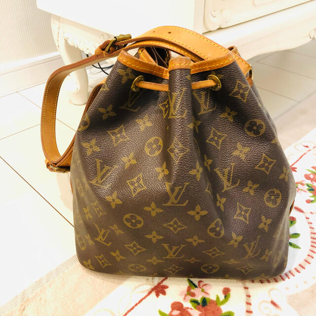 LOUIS VUITTON ルイヴィトン プチノエ モノグラム ショルダーバッグ