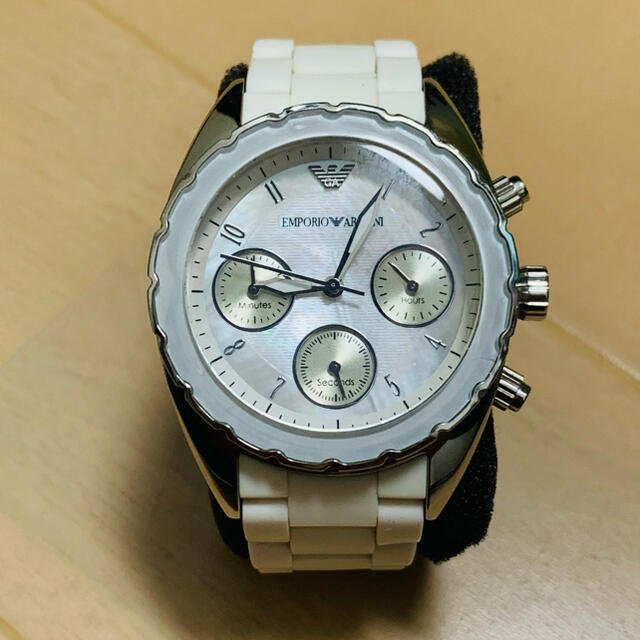 Emporio Armani(エンポリオアルマーニ)のEMPORIO ARMANI 腕時計　レディース レディースのファッション小物(腕時計)の商品写真