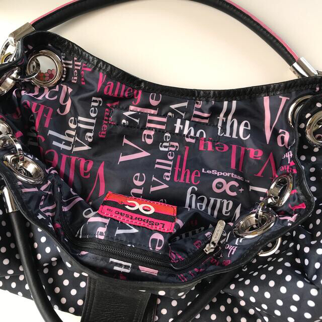LeSportsac(レスポートサック)のレスポートサック レスポ THE OC コラボ Partygirl 美品 未使用 レディースのバッグ(その他)の商品写真