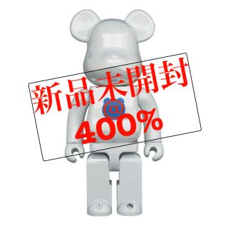 メディコムトイ(MEDICOM TOY)の【新品未開封】ベアブリック ファーストモデル ホワイトクローム 400%(その他)