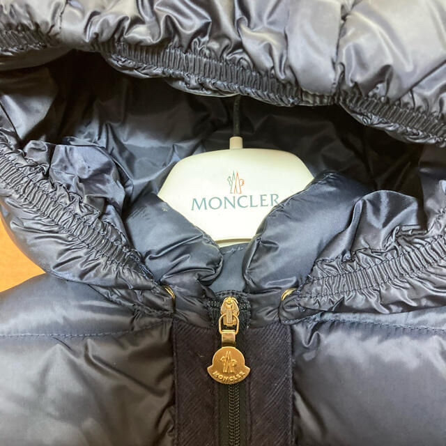 MONCLER(モンクレール)の100cm ダウンコート キッズ/ベビー/マタニティのキッズ服女の子用(90cm~)(コート)の商品写真