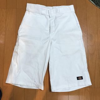 ディッキーズ(Dickies)のdickiesホワイトハーフパンツ(ハーフパンツ)