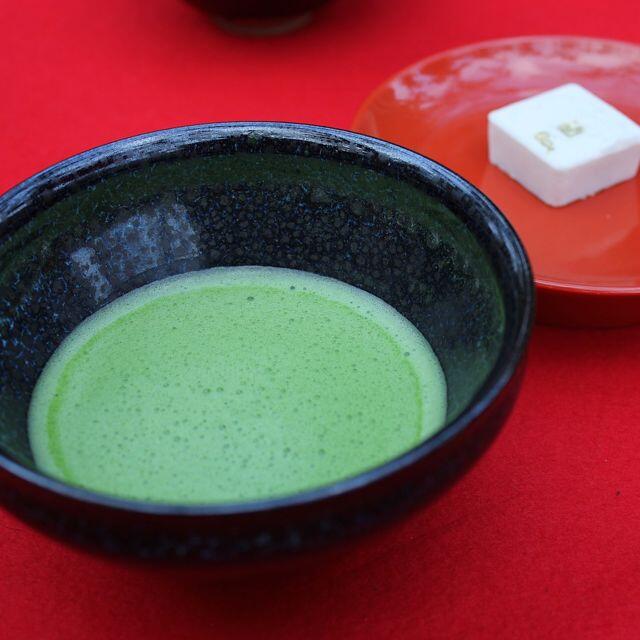 宇治抹茶 お菓子やお料理・お稽古ごとに☆宇治丸久小山園の抹茶「白蓮」100g 食品/飲料/酒の飲料(茶)の商品写真