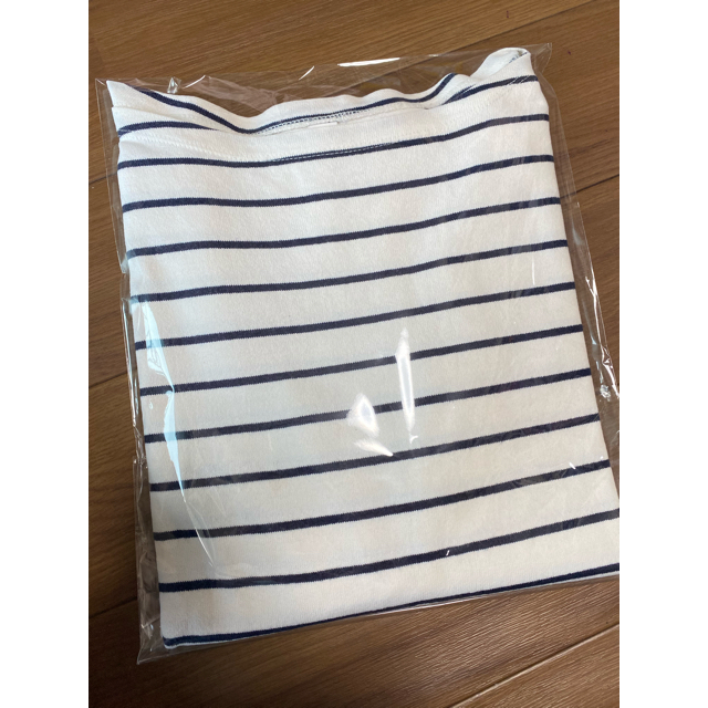 UNIQLO(ユニクロ)のUNIQLO ボーダー ボートネックTシャツ M レディースのトップス(カットソー(長袖/七分))の商品写真