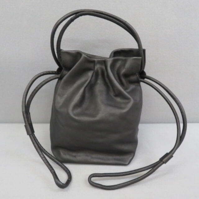 COS(コス)のCOS/コス レザーショルダー/ポシェット 黒 レディースのバッグ(ショルダーバッグ)の商品写真