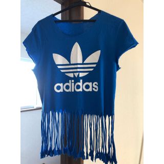 アディダス(adidas)のadidas Tシャツ(Tシャツ(半袖/袖なし))