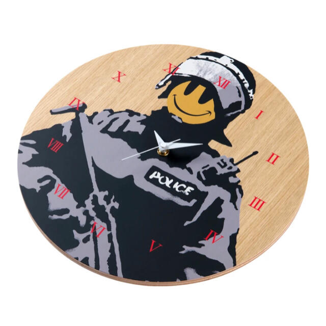 MEDICOM TOY(メディコムトイ)のBANKSY WALL CLOCK Riot Cop KARIMOKU インテリア/住まい/日用品のインテリア小物(掛時計/柱時計)の商品写真