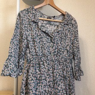 リリーブラウン(Lily Brown)のRiLi store ワンピース 花柄　グリーン　韓国っぽ　開襟シャツワンピ(ひざ丈ワンピース)