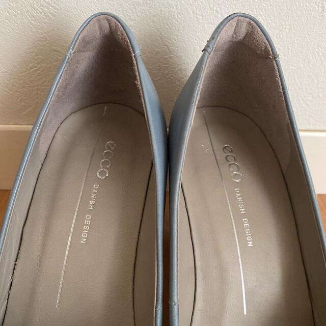 専用　ECCO パンプス　ミントブルー レディースの靴/シューズ(ハイヒール/パンプス)の商品写真