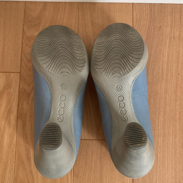 専用　ECCO パンプス　ミントブルー レディースの靴/シューズ(ハイヒール/パンプス)の商品写真