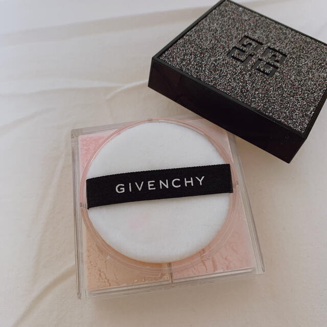 GIVENCHY(ジバンシィ)のジバンシー　プリズムリーブル（ルースパウダー） コスメ/美容のベースメイク/化粧品(フェイスパウダー)の商品写真