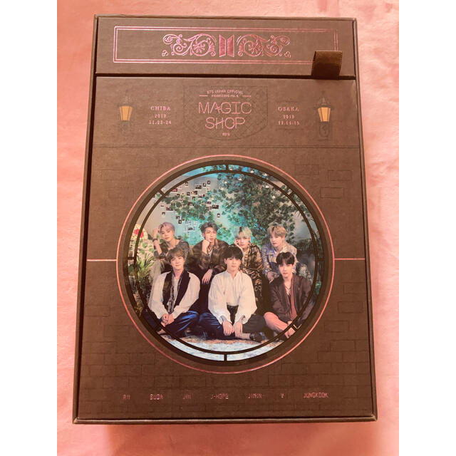 Blu-ray】BTS MAGIC SHOP 2019 日本公演(千葉/大阪) - K-POP/アジア Blu-ray】BTS MAGIC SHOP 2019 日本公演(千葉/大阪) - K-POP/アジア