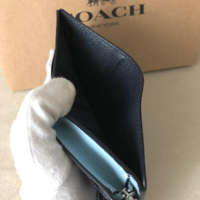 COACH(コーチ)の2021年秋冬新作★新品 COACH 二つ折り財布 ウォーターフォール ブルー レディースのファッション小物(財布)の商品写真