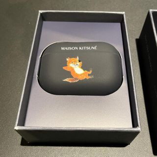 メゾンキツネ(MAISON KITSUNE')のMaison Kitsune メゾンキツネ Airpods Pro ケース(その他)