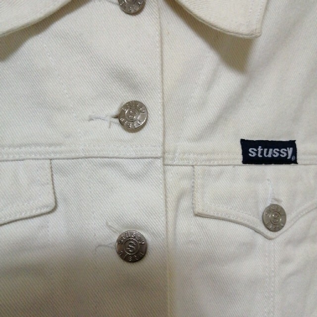 STUSSY(ステューシー)のSTUSSY Gジャン　ホワイト レディースのジャケット/アウター(Gジャン/デニムジャケット)の商品写真