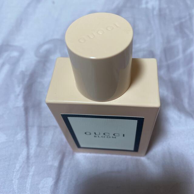 Gucci(グッチ)のグッチ　ブルーム　オードパルファム　50ml コスメ/美容の香水(香水(女性用))の商品写真