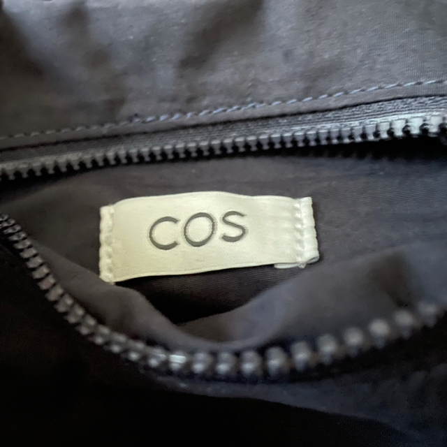 COS(コス)のcos bag レディースのバッグ(ショルダーバッグ)の商品写真