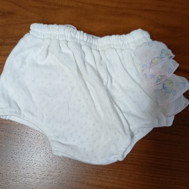 babyGAP(ベビーギャップ)のベビーブルマ・ペチパンツセット(80㎝) キッズ/ベビー/マタニティのベビー服(~85cm)(パンツ)の商品写真