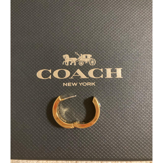 COACH(コーチ)のシグネチャーハギーピアス レディースのアクセサリー(ピアス)の商品写真