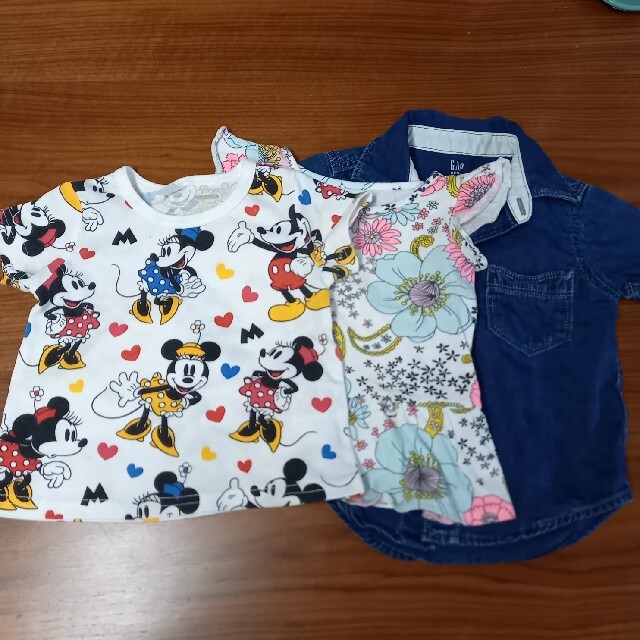 babyGAP(ベビーギャップ)の半袖トップス3点セット(80㎝) キッズ/ベビー/マタニティのベビー服(~85cm)(Ｔシャツ)の商品写真