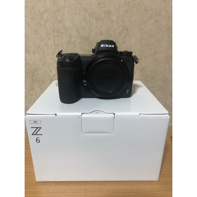 スマホ/家電/カメラNikon Z6 ボディ 限定ストラップ付き