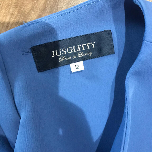 JUSGLITTY(ジャスグリッティー)のジャスグリッティー  スカーフベルト付きワンピース　ブルー レディースのワンピース(ひざ丈ワンピース)の商品写真