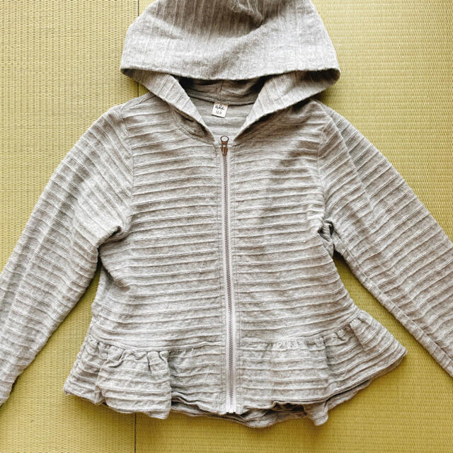 F.O.KIDS(エフオーキッズ)の120☆パーカー キッズ/ベビー/マタニティのキッズ服女の子用(90cm~)(ジャケット/上着)の商品写真